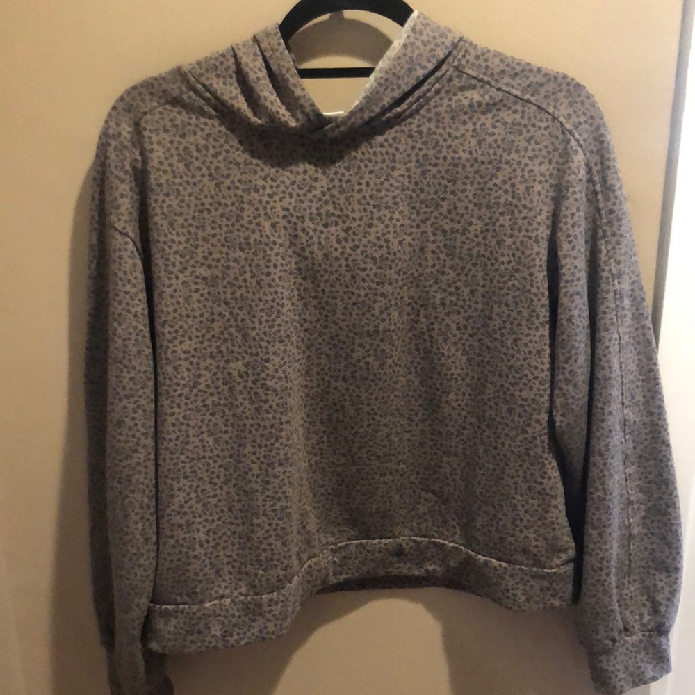 Urban Romantics animal print crop hoodie